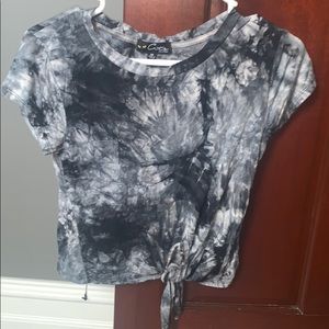 Tie Die T-shirt Tie in the front